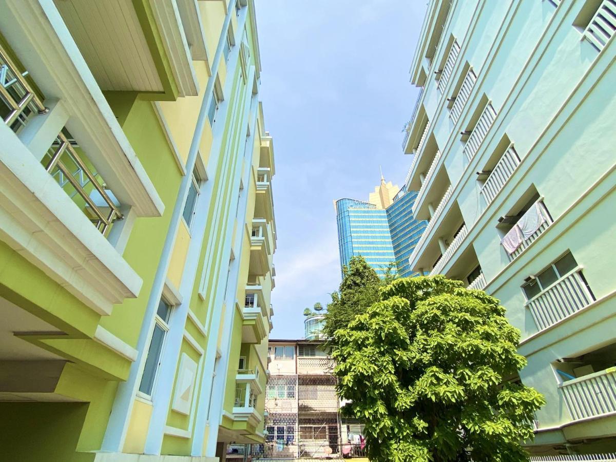 14 Place Sukhumvit Suites Bangkok Exterior photo