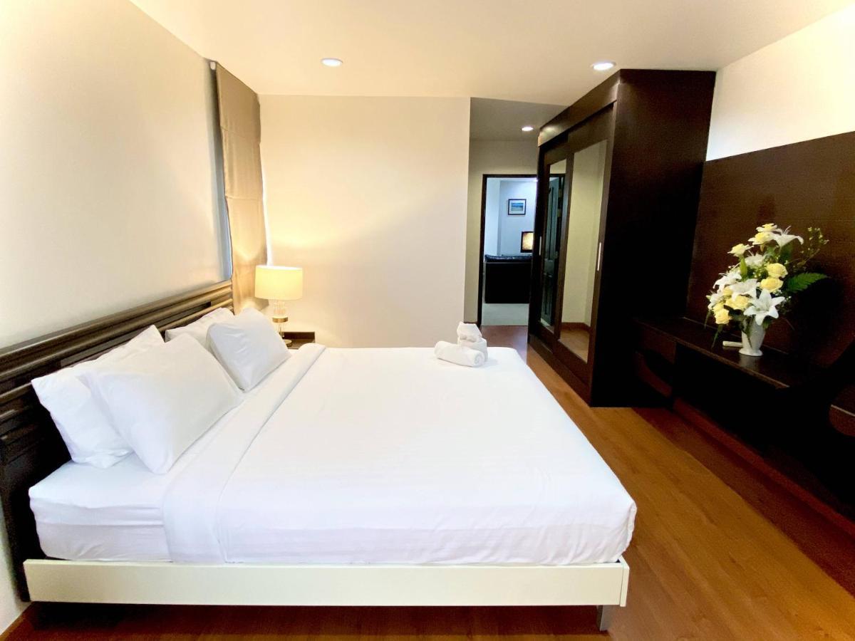 14 Place Sukhumvit Suites Bangkok Exterior photo